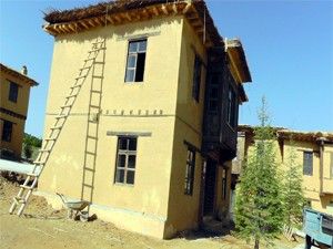Şükran köyüne 13 yeni ev