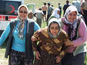 Yüzmek için gölete giren öğrenci boğuldu