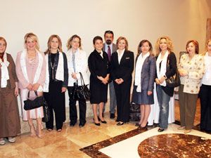 İş kadınlarına iş geliştirme semineri