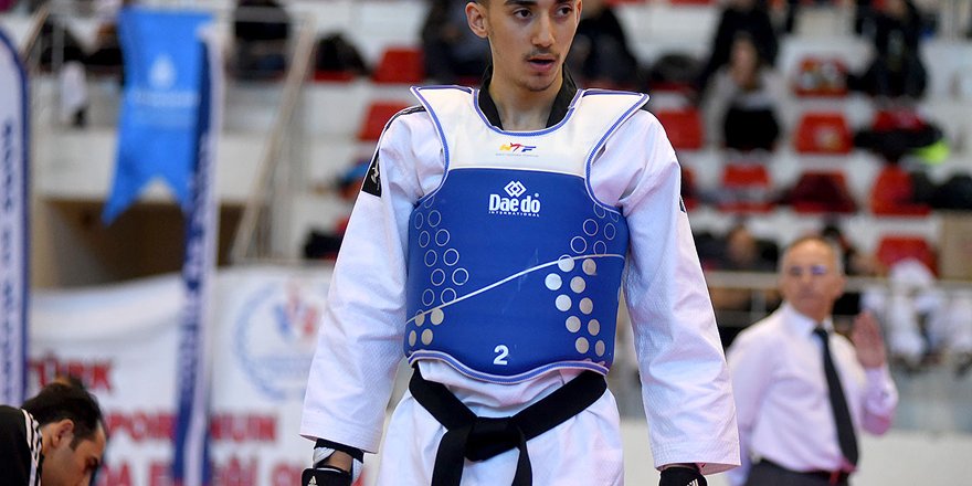 Meramlı tekvandocudan gümüş madalya