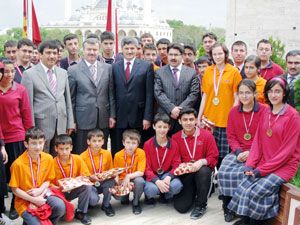 Merve Eğitim Kurumları ödüllendirildi