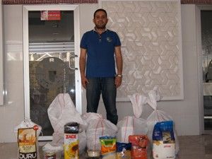 Ramazan paketleri dağıtılmaya başladı
