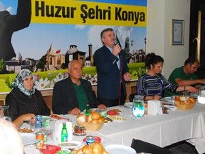 Akyürek şehit aileleriyle buluştu