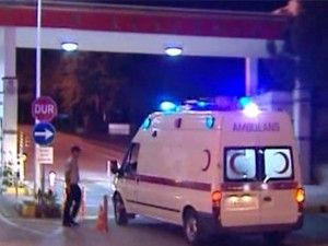 Askeri araç devrildi