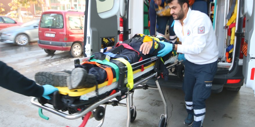 Beyşehir'de otomobil devrildi; 1 yaralı