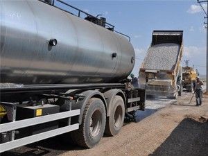 Meram'da yol çalışmaları sürüyor