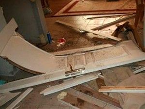 Bomba değil sinek ilacı