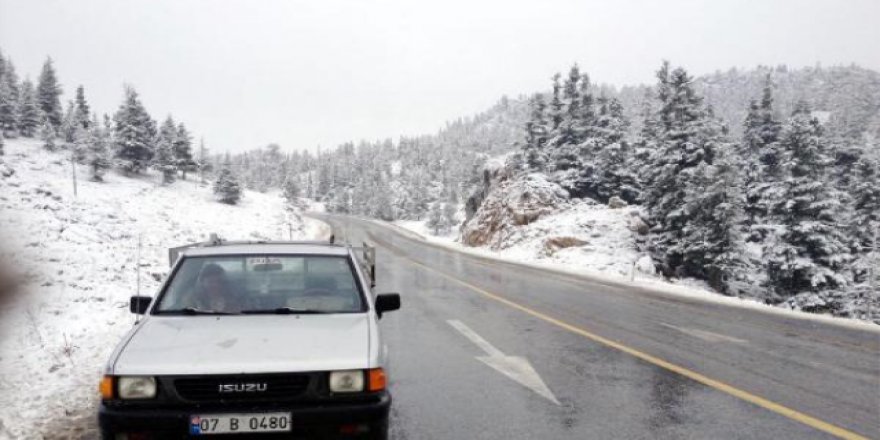 Akseki Alacabel Mevkiine Kar Yağışı