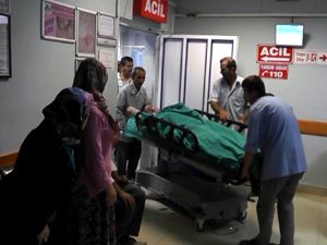 Tarım işçisi bıçakla yaralandı