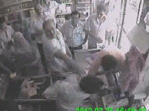 Belediye başkanından esnafa tokat