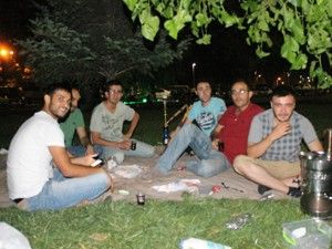 Açık havada iftar keyfi
