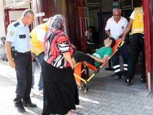 Karaman'da bir kişi bıçakla yaralandı