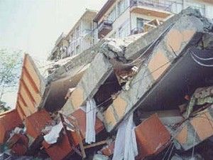 İstanbul depreminin ayak sesleri