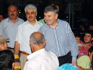 Gönül sıcaklığımızla iftarda buluşuyoruz