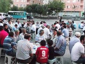Meydan-Derden Kuran ve iftar ziyafeti