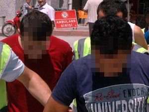 Otomobil alan hırsızlar tutuklandı