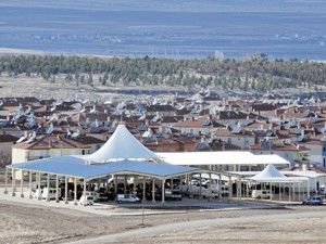 Karamanda kapalı pazar hizmete açılıyor