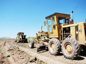 Karadiğin’de yol çalışmaları sürüyor