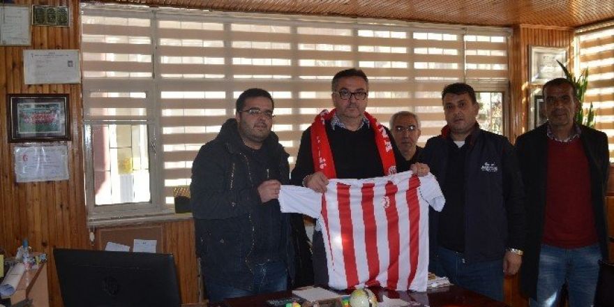 Kulaspor yönetimi destek turlarına devam ediyor