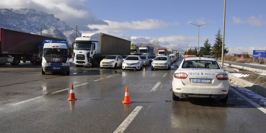 Seydişehir-Antalya yolu kısmen açıldı