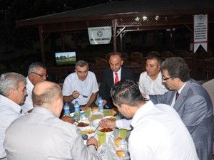 Çölleşmeyle mücadele edenler iftarda buluştu