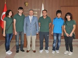 Sporculardan Valiye veda ziyareti