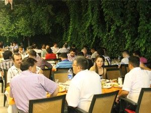 Seha Medya, çalışanları ve müşterileriyle birlikte iftar açtı