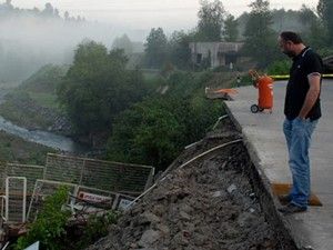 LPG istasyonu çöktü