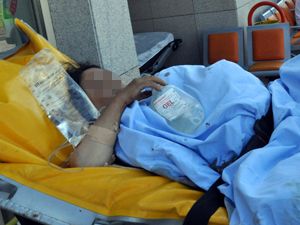 Yanlışlıkla annesini vurdu