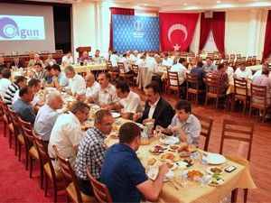 Konya bürokratları iftarda buluştu