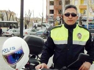 Polis memuru trafik kazasında yaralandı