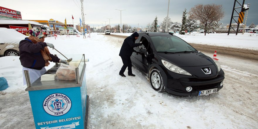 Beyşehir Belediyesinden sürücülere çorba ikramı