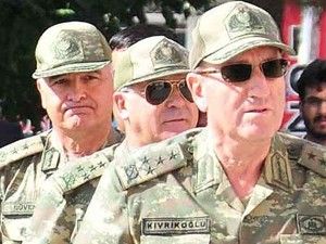 Kara Kuvvetleri Komutanı Hakkari'de