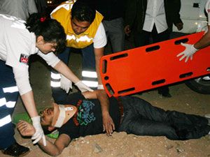 Minibüs takla attı 7 kişi yaralandı