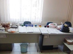 Kartvizit basan 2 kişi yakalandı