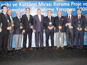 Zazadin Han, ödül getirdi