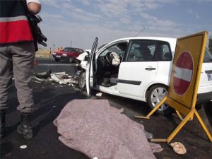 Daralan yolda zincirleme kaza