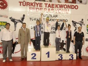 FSM, Samsun'da 2 madalya kazandı
