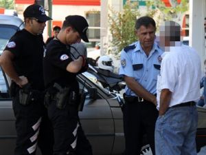 Tartışmada büyüyünce arkadaşını bıçakladı