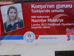 Nazmiye'nin evinde büyük sevinç var