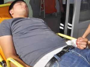 Bileklerini keserek intihar etmek istedi