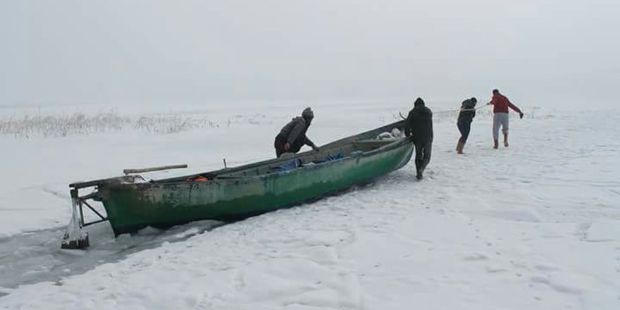 Beyşehir Gölü'nde balıkçılar avlanmaya "paydos" dedi