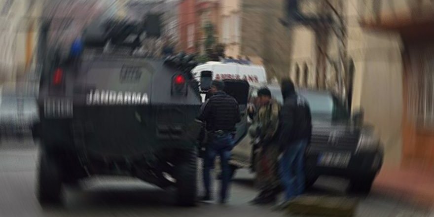 Siirt’te çatışma 2 kadın terörist öldürüldü