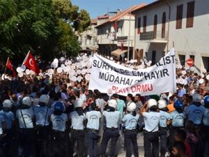 Hatay'da "Beşşar Esed" oyunu