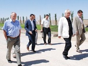 Alman Büyükelçiliği yetkilisi Sarayönü'nde