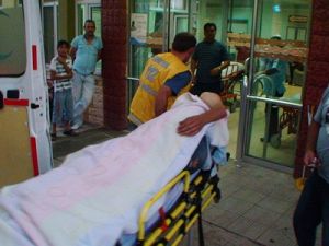 Otomobil motosiklete çarptı: 1 yaralı