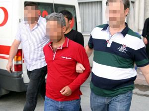 Bıçaklanarak öldürüldü