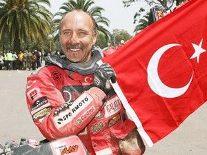 Kemal Merkit kazada öldü