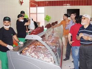 Tahiroğlu Et Market açıldı