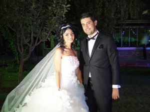 Mustafa Azılıoğlu kızını evlendirdi